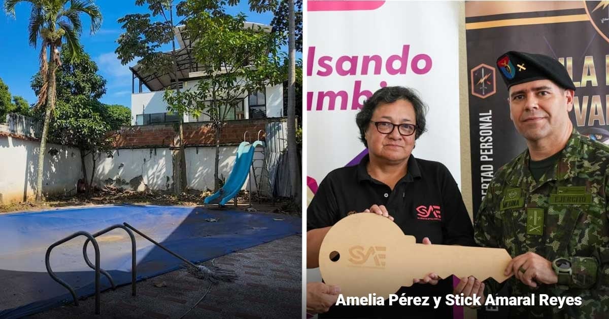 Split image: left shows an empty backyard pool with a blue cover and slide; right shows a woman and a soldier holding a large key in front of banners. - El Gaula y sus comandos antisecuestros estrena lujosa casa que perteneció al narco Pacho Herrera