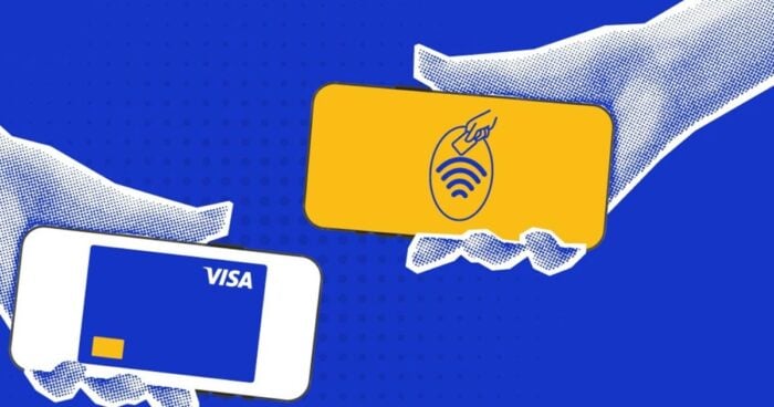 Illustration of two payment cards, a blue Visa card and a yellow tap-to-pay card, with torn-paper hands on a blue background. - Bogotá fue la escogida por la gigante Visa para armar un centro global que empleará a 2.000 personas