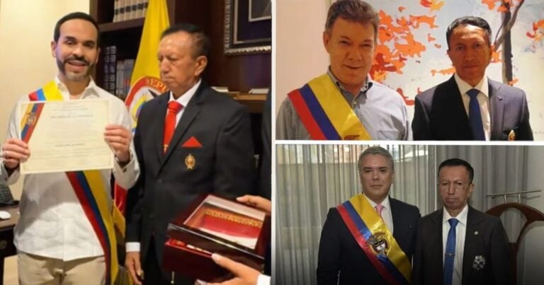 Las2orillas.co: Historias, voces y noticias de Colombia Man wearing a Colombian tricolor sash holds a certificate while an official in a suit presents a box in an office setting. - Las2orillas.co: Historias, voces y noticias de Colombia