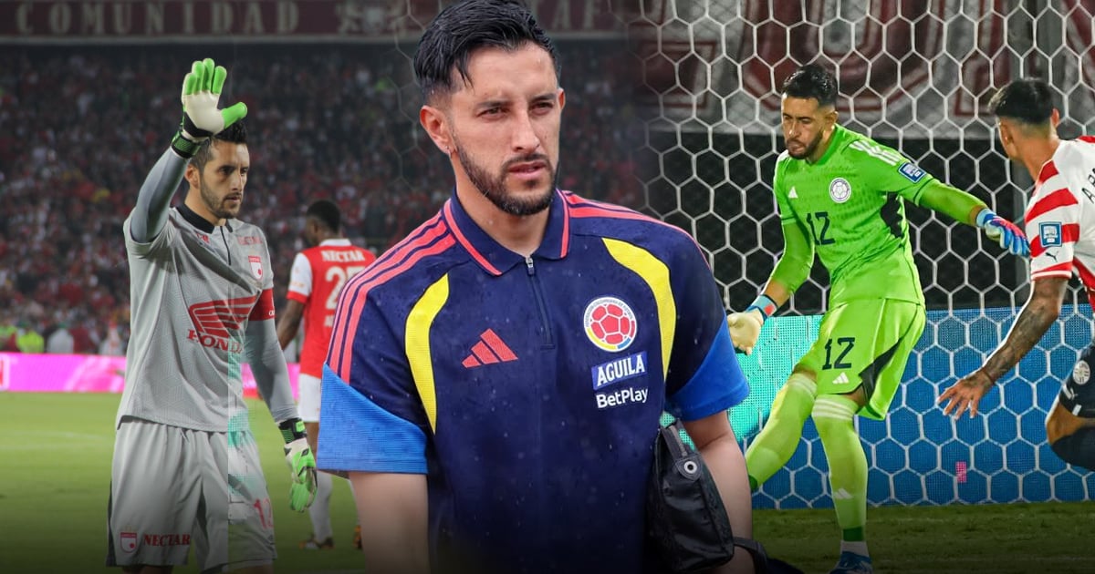 Collombian national team player in blue foreground; left a goalkeeper with bright green gloves; right a goalie in green defending near the goal during a match. - Por qué Camilo Vargas, el arquero que se quedó con el puesto de David Ospina, estuvo a punto de dejar el fútbol