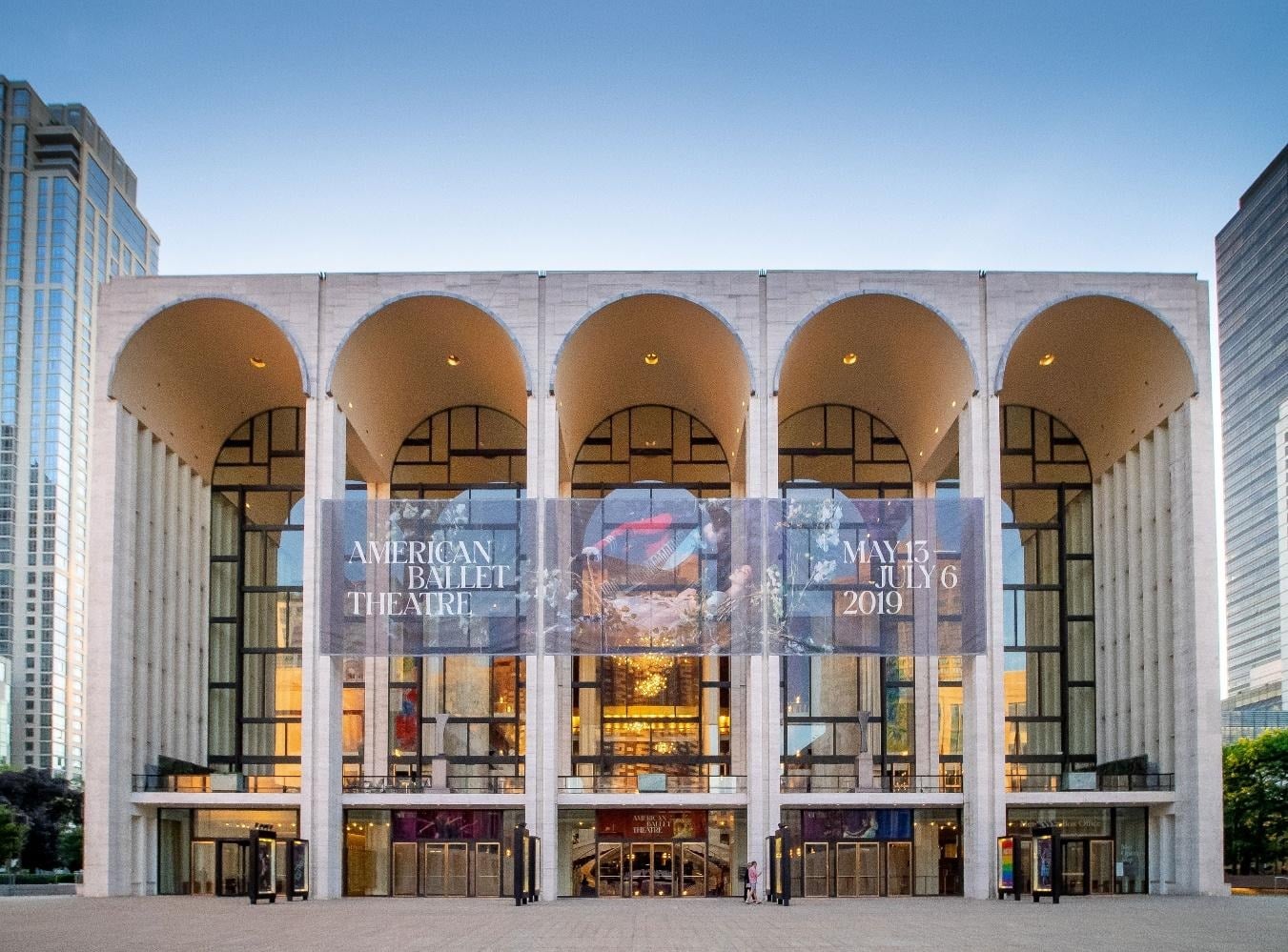 Cómo llegó el bogotano Camilo Delgado a brillar en el Metropolitan de Nueva York, el templo mundial de la ópera Cómo llegó el bogotano Camilo Delgado a brillar en el Metropolitan de Nueva York, el templo mundial de la ópera