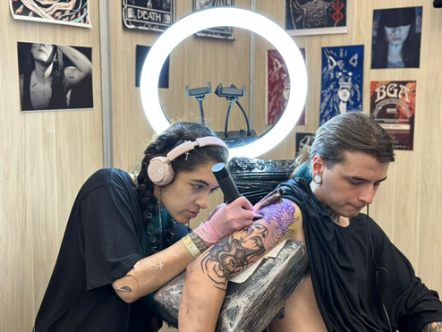 Quién es el tatuador cartagenero que Lucho Díaz escogió para dibujar su cuerpo - Quién es el tatuador cartagenero que Lucho Díaz escogió para dibujar su cuerpo