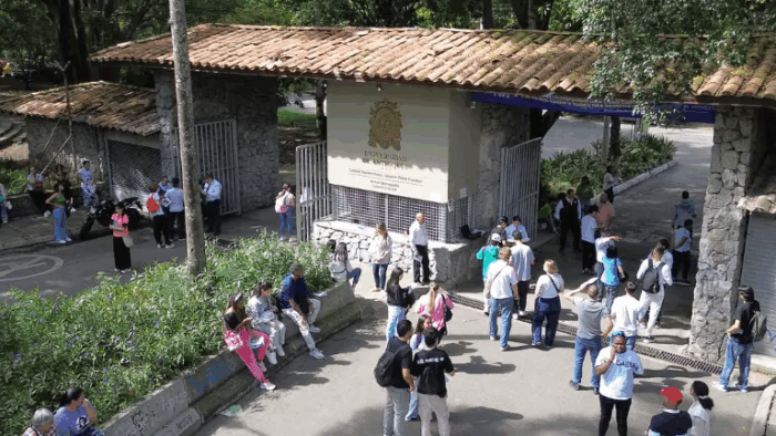  - Petro y el ministro de Educación se van dejando un rector de su cuerda en la U. de Antioquia