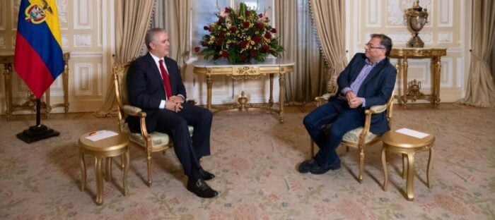  - De la Espriella le suelta el empalme al vicepresidente Restrepo mientras visita cuatro emblemáticos santuarios