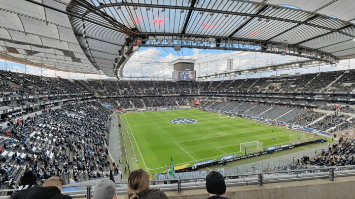 Una empresa bogotana se encargó de forrar la silletería de 6 estadios del Mundial 2026 Mundial 2026