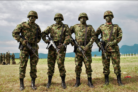 Un coronel (r) es quien envía soldados colombianos como mercenarios a una guerra civil en África - Un coronel (r) es quien envía soldados colombianos como mercenarios a una guerra civil en África