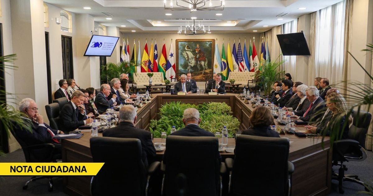  - El aniversario del sueño continental de Bolívar transcurre en el olvido