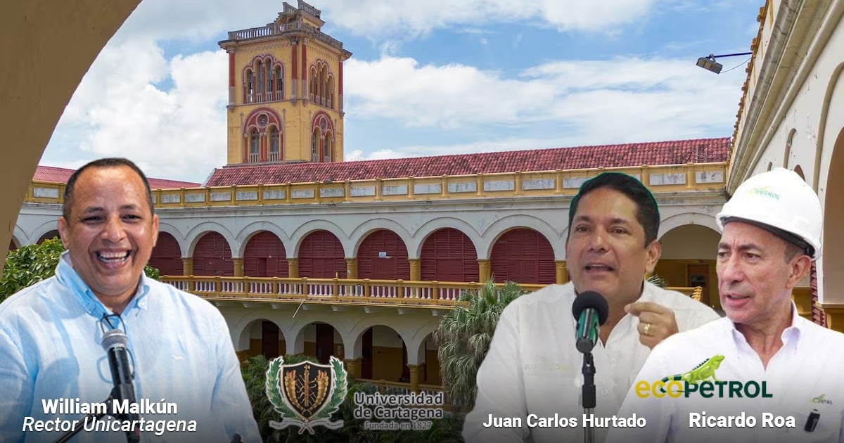 Three men speaking at an outdoor university event; left man labeled William Malkún, Rector of Unicartagena, smiles at the microphone. - La pelea de  mil millones que la Universidad de Cartagena le ganó a la poderosa Ecopetrol