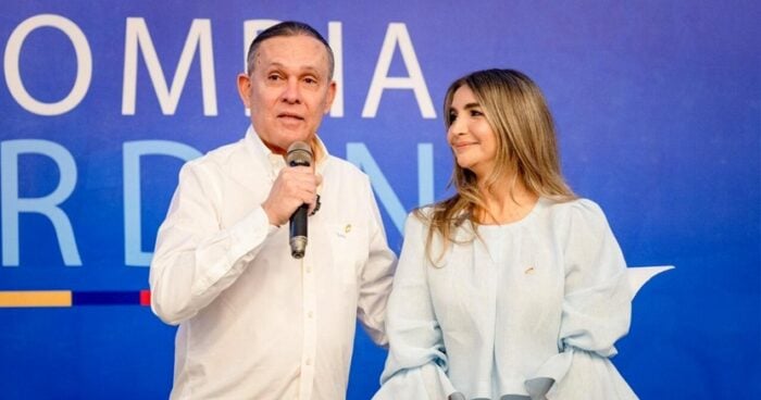 Con cuántos senadores dispuestos a votar sus leyes arranca a gobernar Abelardo de la Espriella - Con cuántos senadores dispuestos a votar sus leyes arranca a gobernar Abelardo de la Espriella