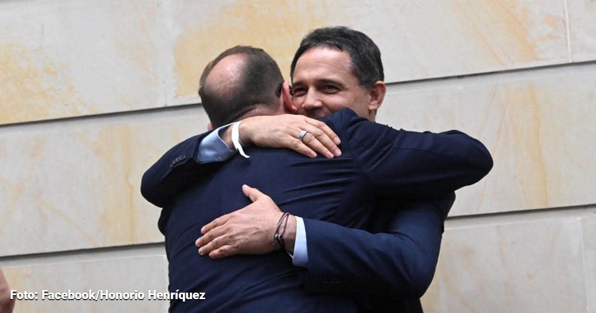  - Los 9 congresistas que se le habrían volteado al Tigre y eligieron presidente del senado al candidato de Uribe y Petro