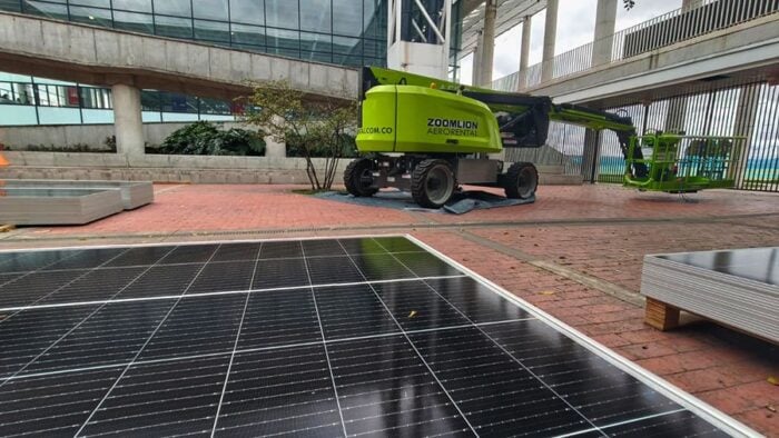 La apuesta del GEB por suministrarle energía solar a 2 mil familias pobres del sur de la ciudad comunidad
