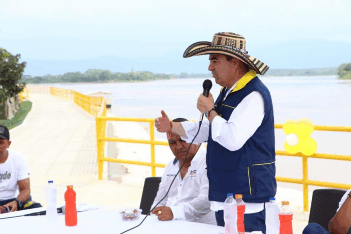 La movida de Abelardo De la Espriella con su MinInterior para que Alfredo De Luque sea el presidente del Senado - La movida de Abelardo De la Espriella con su MinInterior para que Alfredo De Luque sea el presidente del Senado