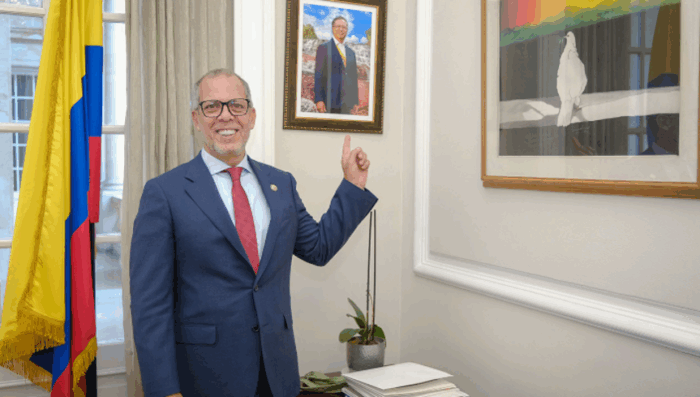 Son solo 6 los embajadores de Petro que han renunciado, ¿Qué esperan los demás? - Son solo 6 los embajadores de Petro que han renunciado, ¿Qué esperan los demás?