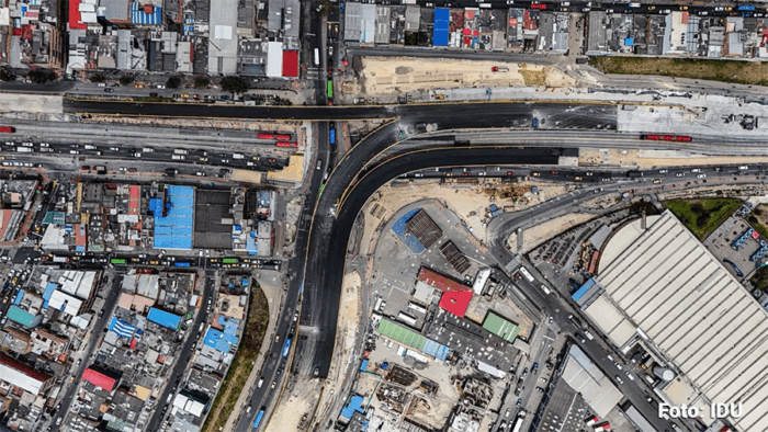 El poderoso empresario que tiene en sus hombros la construcción del nuevo puente de Venecia y está a punto de entregarlo