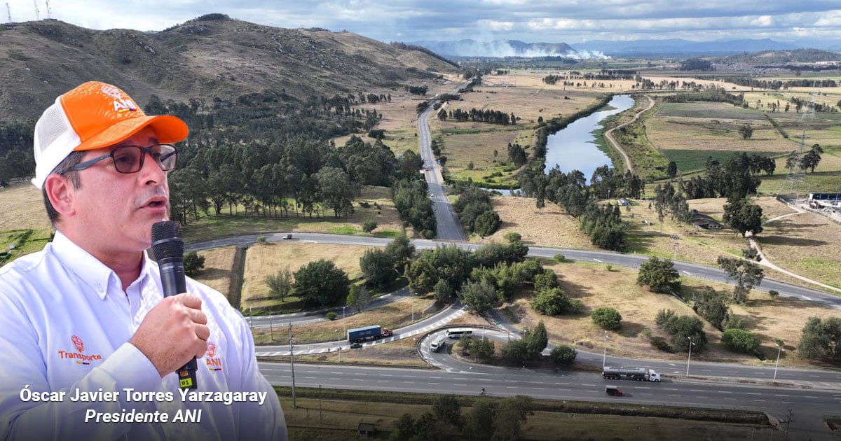 Man in an orange cap and white shirt speaks into a microphone, with a rural highway interchange and valley landscape in the background. - La obra que planeó Jorge Gaitán Cortés hace más de 60 años y continuó Peñalosa en el 98, por fin despega 