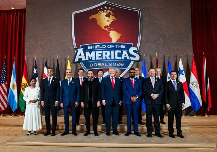 La reunión del ministro de Defensa Mora en Panamá que le abrió la puerta a la llegada de tropas gringas a Colombia - La reunión del ministro de Defensa Mora en Panamá que le abrió la puerta a la llegada de tropas gringas a Colombia