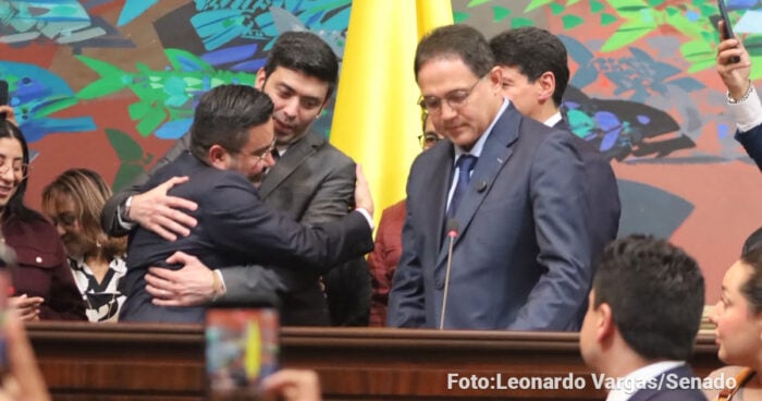  - Un político liberal caldense apoyado por Simón Gaviria y Lidio García llega a la Contraloría General