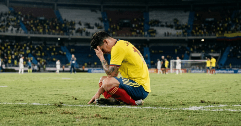 Las2orillas.co: Historias, voces y noticias de Colombia James Rodríguez con la Selección Colombia - Las2orillas.co: Historias, voces y noticias de Colombia