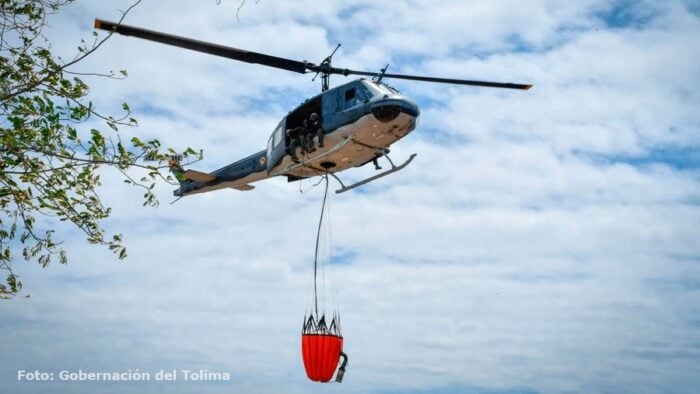  - El empresario que pagó helicópteros para apagar el fuego en su finca y los alrededores, mientras Tolima sigue en alerta