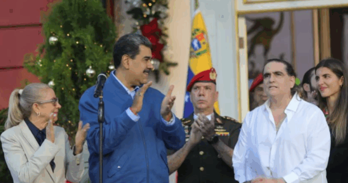  - ¿Por qué De la Espriella no invitó a Santos a su posesión?