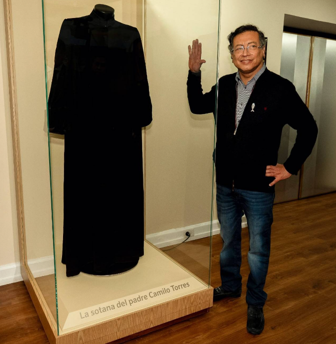 Las vueltas que dieron las sotanas de Camilo Torres: desde las selvas de Santander hasta los museos de Bogotá - Las vueltas que dieron las sotanas de Camilo Torres: desde las selvas de Santander hasta los museos de Bogotá