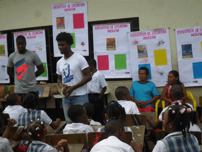  - Jhonmer, el profesor que quiso transformar el Chocó con libros y ahora espera volver a abrir las puertas de Bagatá