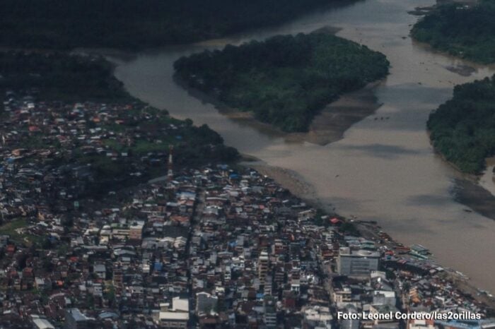 El carro todo terreno en el que la gobernadora de Chocó recorre las zonas más afectadas - El carro todo terreno en el que la gobernadora de Chocó recorre las zonas más afectadas
