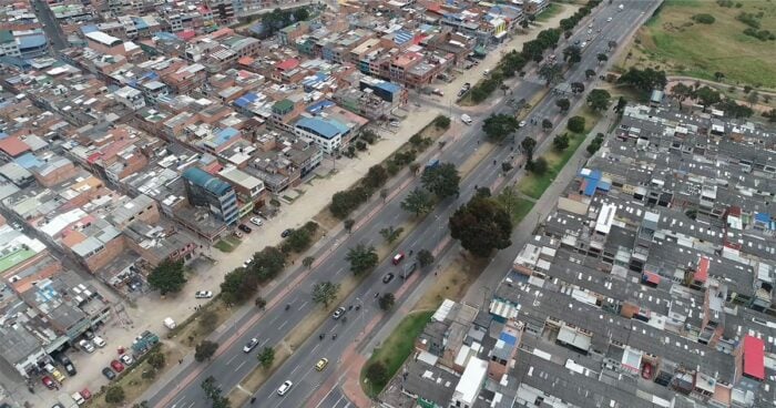 La vía en el sur de Bogotá que tuvo que esperar 30 años para por fin ser pavimentada vía