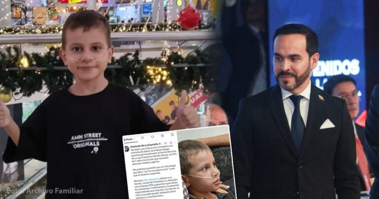 Las2orillas.co: Historias, voces y noticias de Colombia Boy with a nasal oxygen tube giving thumbs up in a Christmas-decorated mall, standing beside a man in a suit. - Las2orillas.co: Historias, voces y noticias de Colombia