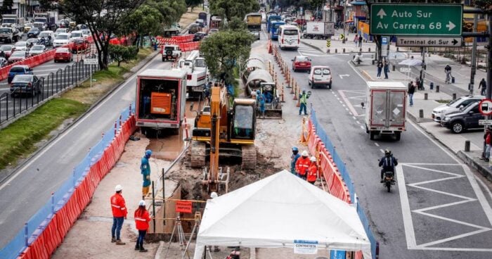 Por qué ningún constructor se le mide a terminar la Calle 13, la licitación ha sido declarada desierta 4 veces calle 13