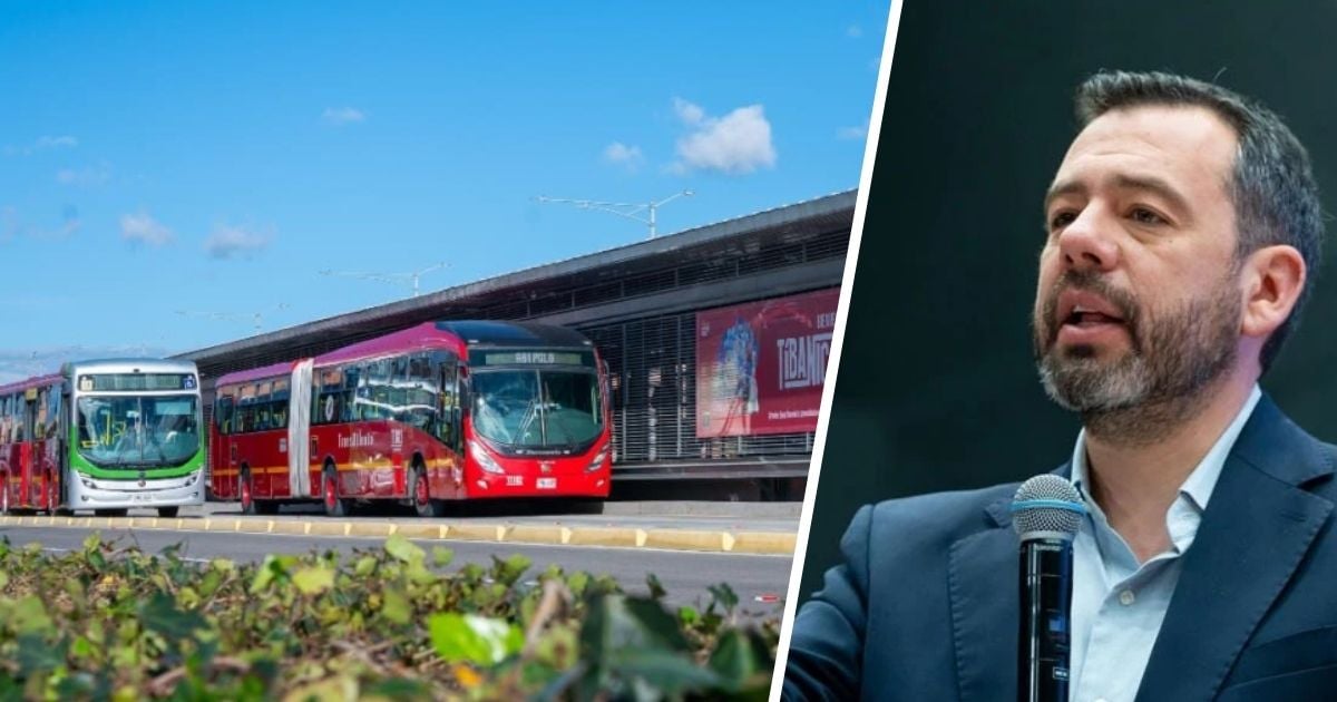 Split image: left side with red and green buses at a station under a blue sky; right side a man in a suit speaking into a microphone. - Después de 3 años de retraso TransMilenio puso en operación tres nuevas estaciones en la Avenida Cali, en Bosa