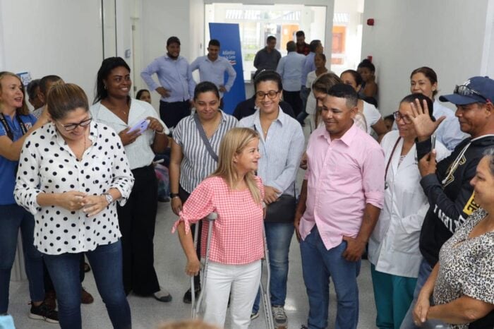Elsa Noguera, una gigante a quien una enfermedad en sus huesos que padece desde niña no la ha detenido para volar alto - Elsa Noguera, una gigante a quien una enfermedad en sus huesos que padece desde niña no la ha detenido para volar alto