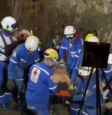 Más de 5 horas bajo la tierra: el milagroso rescate de un obrero quindiano que sobrevivió gracias a una cámara de aire - Más de 5 horas bajo la tierra: el milagroso rescate de un obrero quindiano que sobrevivió gracias a una cámara de aire