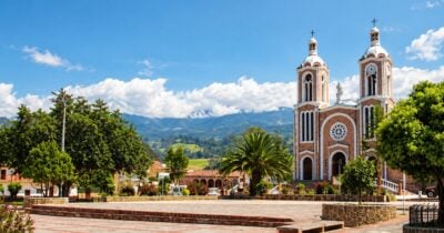El pueblo de Boyacá que parece tallado en piedra y esconde lagunas de origen glaciar