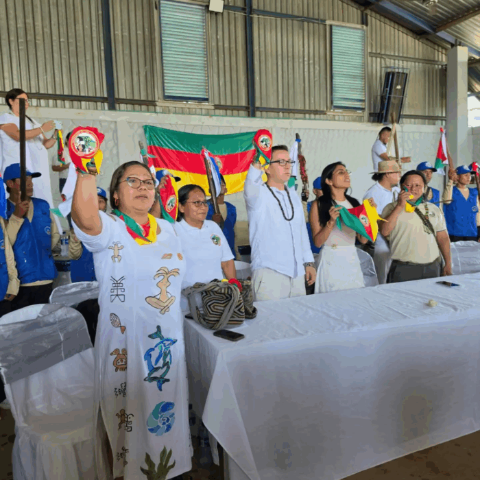  - Las 2 organizaciones indígenas más poderosas dejaron plantado a De la Espriella en la sede presidencial de Barranquilla