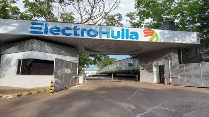 Ella es la la huilense que Petro dejó atornillada en la gerencia de Electrohuila con un salario de millones - Ella es la la huilense que Petro dejó atornillada en la gerencia de Electrohuila con un salario de millones