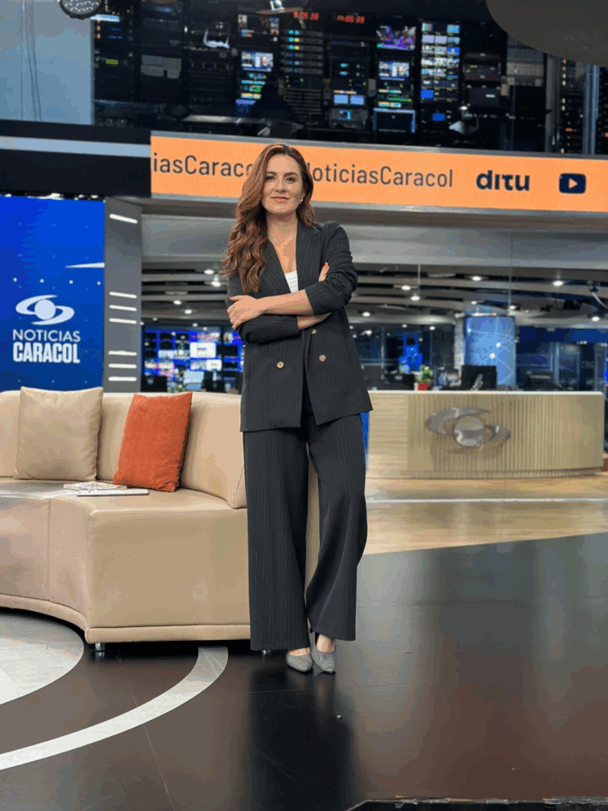 La querida presentadora de Noticias Caracol que deja el canal tras 10 años frente a las cámaras - La querida presentadora de Noticias Caracol que deja el canal tras 10 años frente a las cámaras