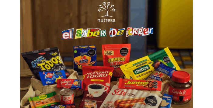 Los negocios que llevaron a la cima a los cinco más ricos de América Latina entre los que hay un colombiano Colorful display of Nutresa snack packages arranged on a table, with the Nutresa logo and the slogan 'el sabor de creer' at the top. - Los negocios que llevaron a la cima a los cinco más ricos de América Latina entre los que hay un colombiano