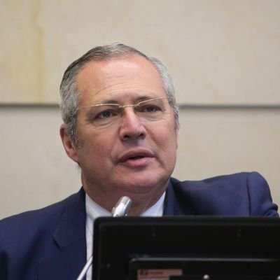 Las jugadas de Iván Name en el Senado que la justicia castigó y pueden perjudicar a María José Pizarro - Las jugadas de Iván Name en el Senado que la justicia castigó y pueden perjudicar a María José Pizarro