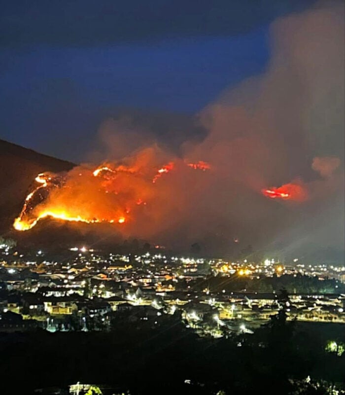 El lujoso hotel en Villa de Leyva que sacó sus huéspedes y se convirtió en base de operaciones contra el voraz incendio - El lujoso hotel en Villa de Leyva que sacó sus huéspedes y se convirtió en base de operaciones contra el voraz incendio