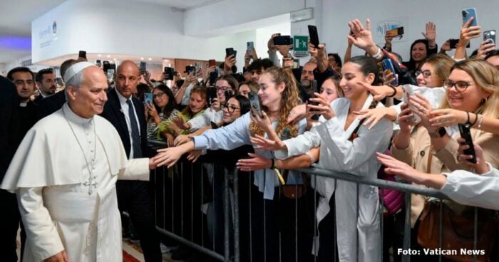 - Qué tan grave es el cáncer que tiene el papa León XIV por el que lo operaron durante tres horas