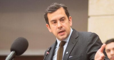 Un error de $17 billones, sumado a otros más, fue la zancadilla que tumbó a Rodrigo Lara como ministro del Interior