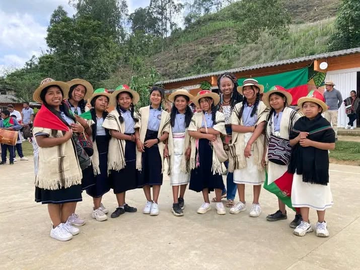 Guapi: donde navegar se convierte en liderazgo juvenil para transformar el Pacífico colombiano - Guapi: donde navegar se convierte en liderazgo juvenil para transformar el Pacífico colombiano
