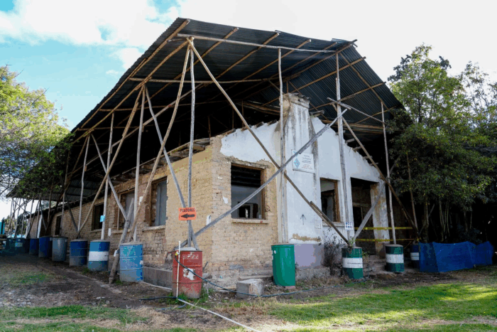 La hacienda de Kennedy que durante años fue la "casa del ahorcado" será la primera Casa de la Cultura de la localidad - La hacienda de Kennedy que durante años fue la "casa del ahorcado" será la primera Casa de la Cultura de la localidad
