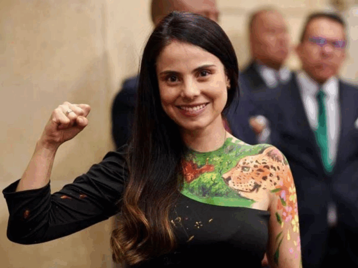 Ella es Esmeralda Hernández, mano derecha del clan Romero de Nariño que tumbó el Presupuesto de De La Espriella - Ella es Esmeralda Hernández, mano derecha del clan Romero de Nariño que tumbó el Presupuesto de De La Espriella