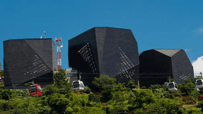 La empresa que logró terminar la Biblioteca España en Medellín que llevaba 20 años de espera - La empresa que logró terminar la Biblioteca España en Medellín que llevaba 20 años de espera