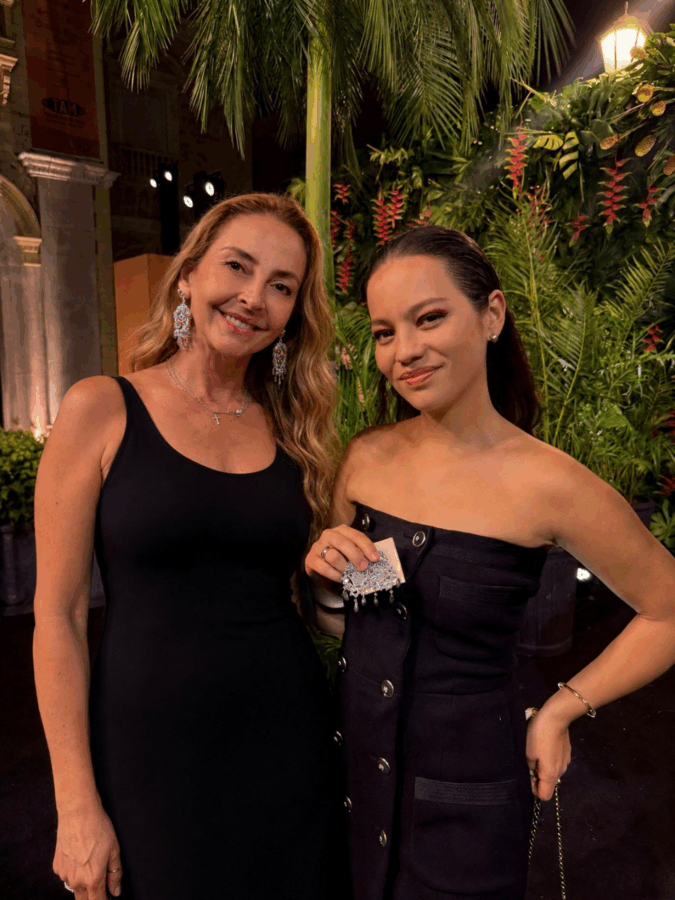 La paisa que logró que la mamá de Elon Musk luciera joyas artesanales colombianas - La paisa que logró que la mamá de Elon Musk luciera joyas artesanales colombianas