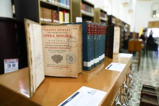 - Qué había en la Biblioteca de la Cancillería que una funcionaria hizo empacar en cajas sin saber a dónde las envió
