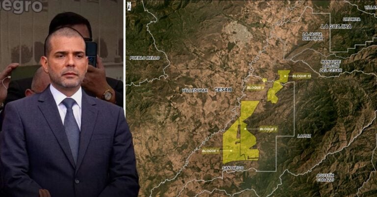 Man in a dark suit stands beside a satellite map with yellow highlighted blocks labeled Bloque 1 to Bloque 3 in a mountainous region, as if presenting data. - Las2orillas.co: Historias, voces y noticias de Colombia