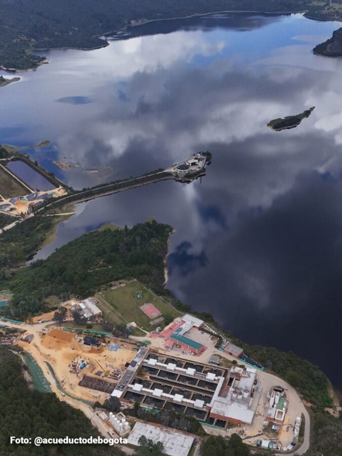 Tres empresas que recibieron .000 millones para obras en la planta que surte a Bogotá no cumplieron y las sancionaron - Tres empresas que recibieron .000 millones para obras en la planta que surte a Bogotá no cumplieron y las sancionaron